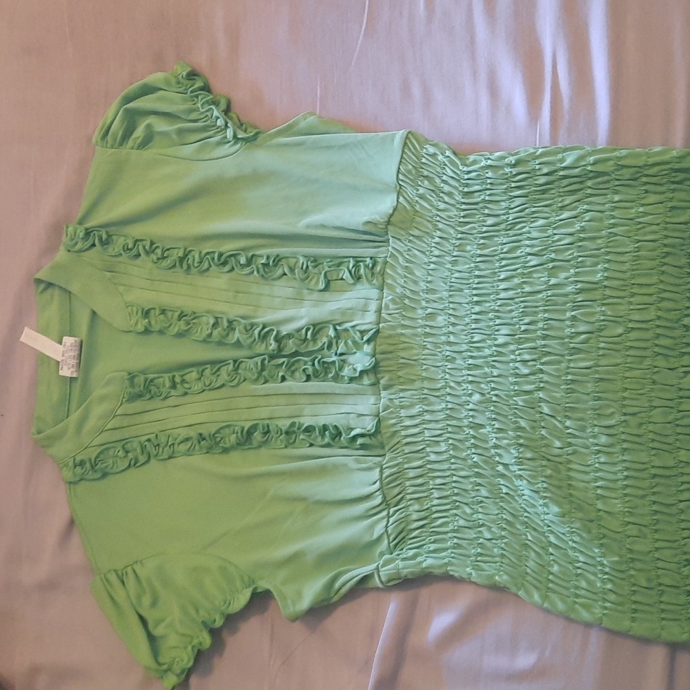 Green Top Soooo Cute-St Patty's Discount Ship